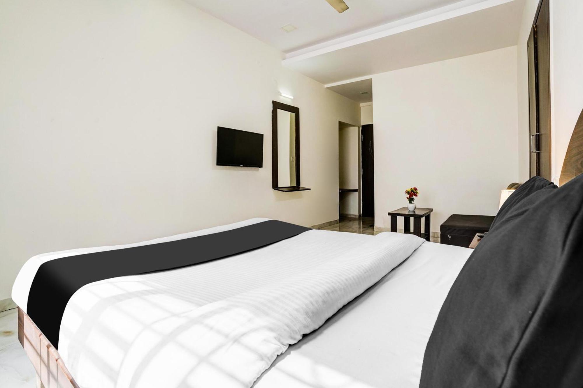Super Hotel O Nashik Near Vijay Mamta Theatre Formerly Sahara Inn Eksteriør bilde